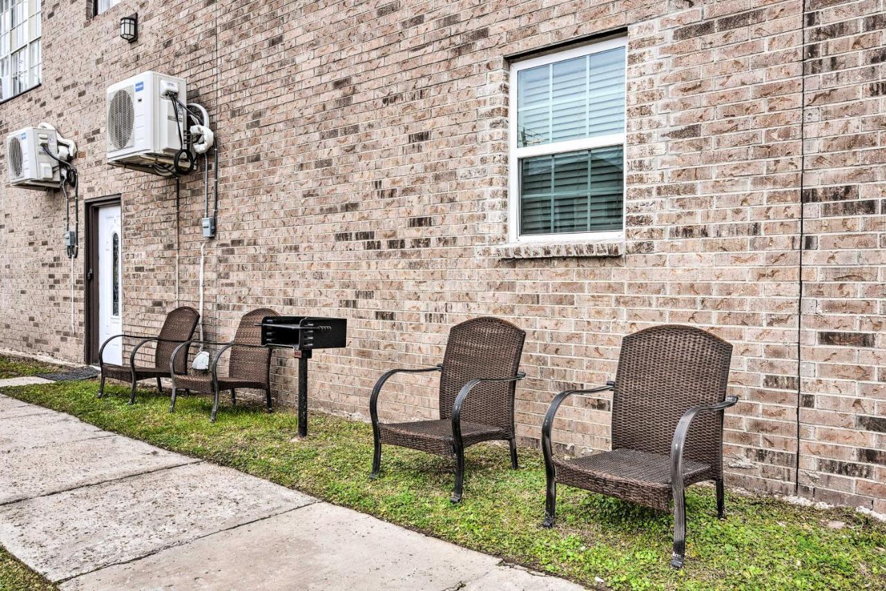Beautiful Galveston Apt With Deck Less Than 3 Mi To Dtwn! Eksteriør bilde