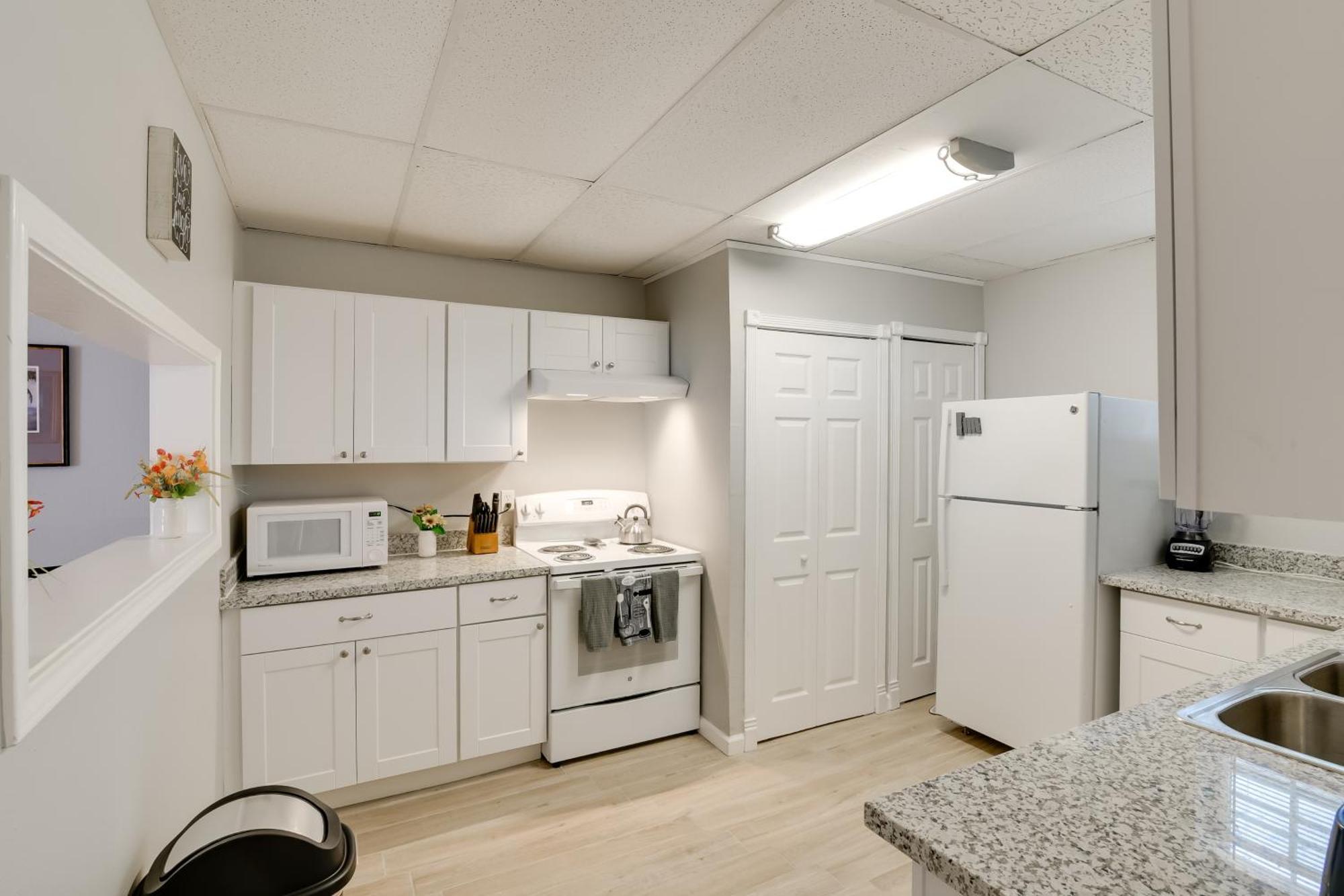 Beautiful Galveston Apt With Deck Less Than 3 Mi To Dtwn! Eksteriør bilde