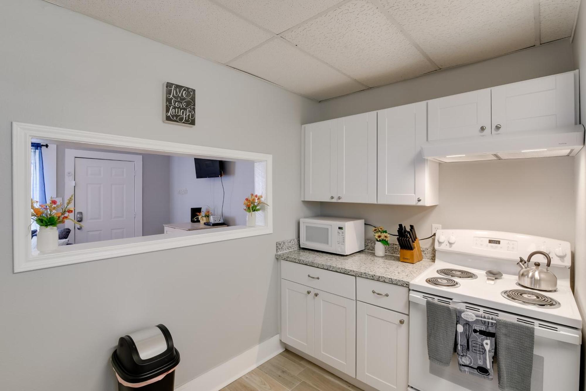 Beautiful Galveston Apt With Deck Less Than 3 Mi To Dtwn! Eksteriør bilde